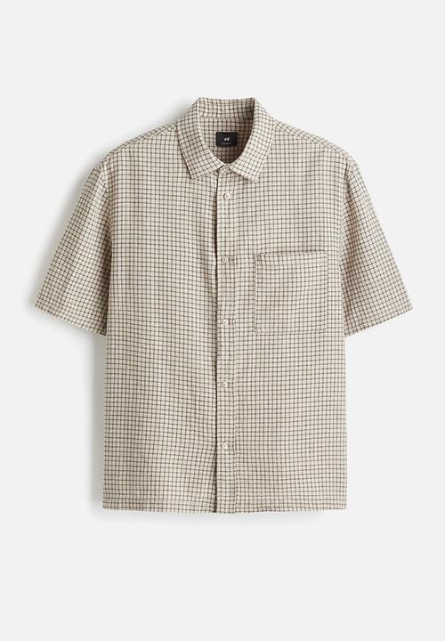 H&M - Oversized fit short-sleeved linen-blend shirt - beige checked