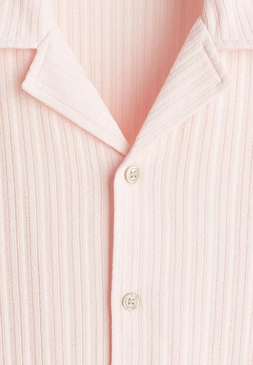 H&M - Loose fit rib-knit resort shirt - pink