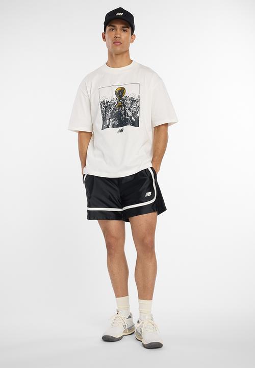 New Balance  - Hoops Championship Graphic Tee - Off White