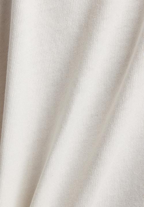 New Balance  - Hoops Championship Graphic Tee - Off White