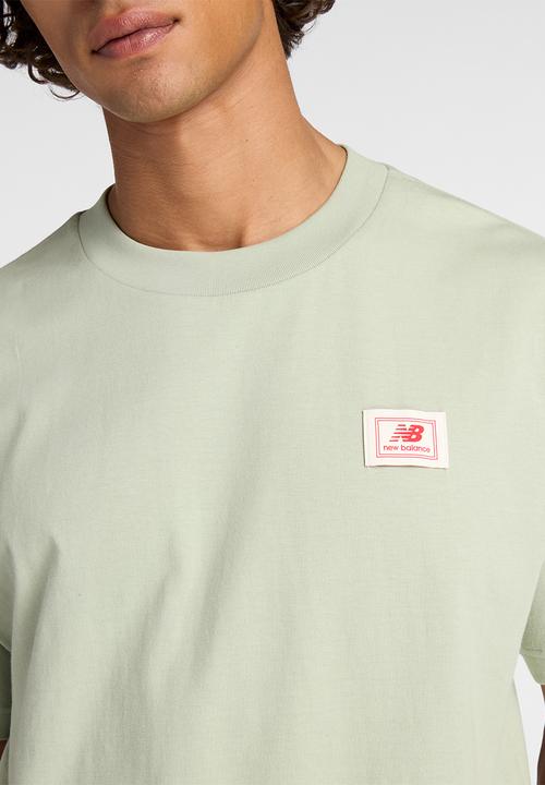 New Balance  - New Balance Woven Label Tee - Green