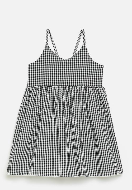 Pop Candy - Back tie gingham sun dress - black