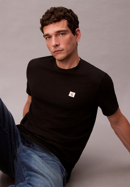 Calvin Klein - Short sleeve Badge 30S Jersey Classic Tee - Black