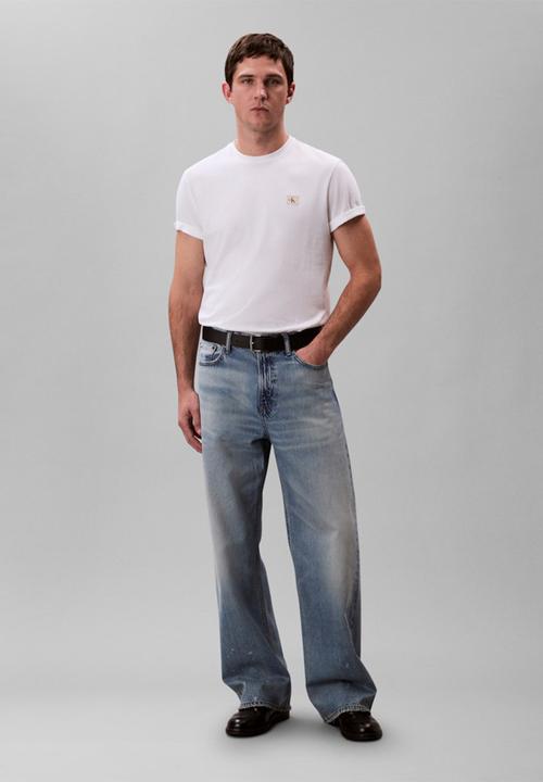 Calvin Klein - Short sleeve Badge 30S Jersey Classic Tee - Bright White