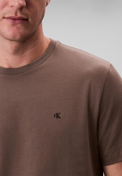 Calvin Klein - Short sleeve Smooth Cttn Solid Crewnk Tee - Morel