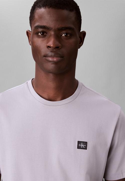 Calvin Klein - Short sleeve Badge 30S Jersey Classic Tee - Formal Grey
