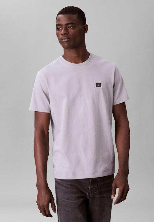 Calvin Klein - Short sleeve Badge 30S Jersey Classic Tee - Formal Grey