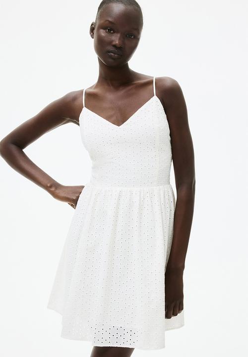 H&M - Broderie anglaise strappy dress - white