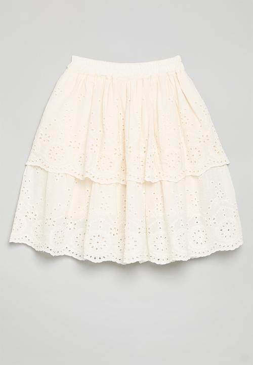 Pop Candy - Tiered anglaise boho skirt - off white