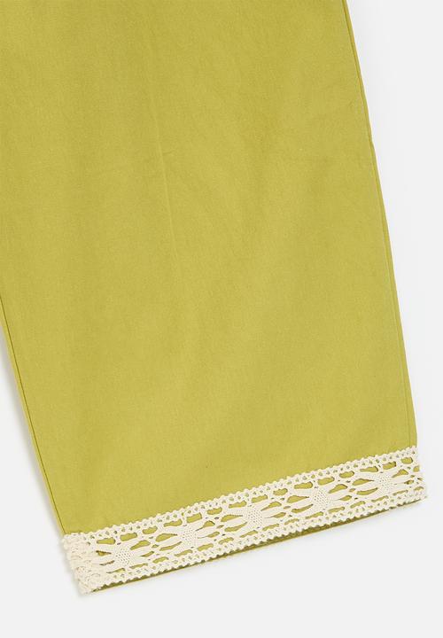 Pop Candy - Lace trim wide leg pants - bamboo green 