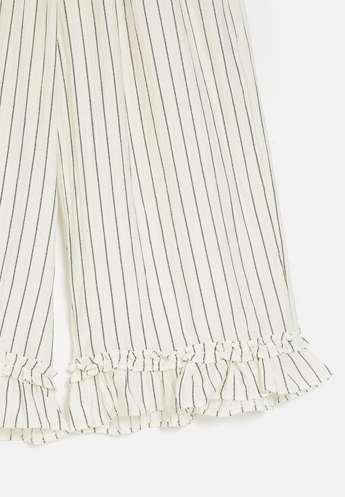 Pop Candy - Pinstripe wide leg pants with ruffled hem - white/black