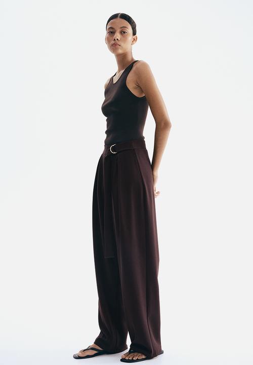 H&M - Belted trousers - dark brown 