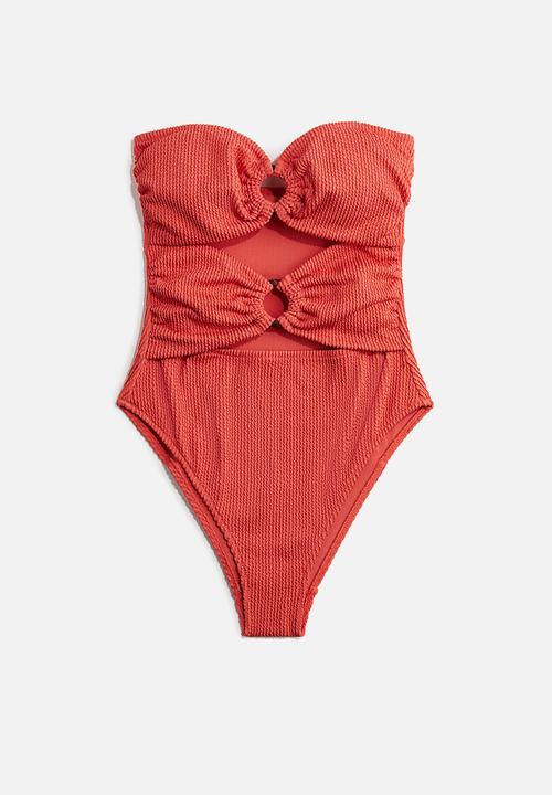H&M - Padded-cup bandeau swimsuit -  coral red 