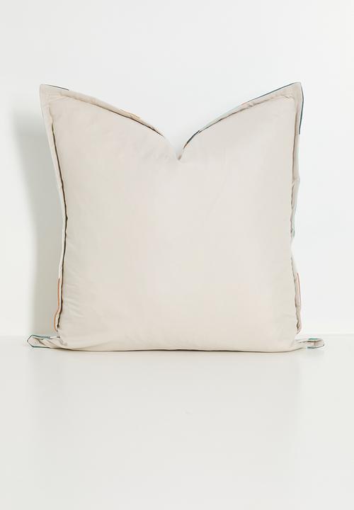 Grey Gardens - Trent Cushion Cover - multi