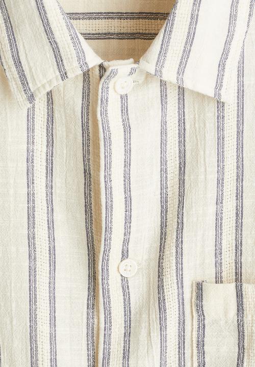 H&M - Regular fit short-sleeved shirt - white/striped