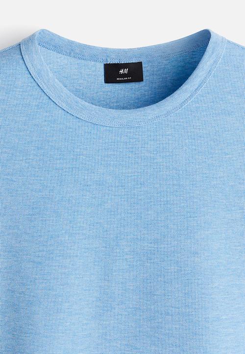 H&M - Regular fit waffled T-shirt - light blue