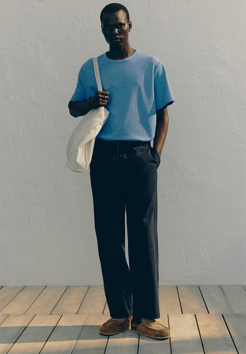 H&M - Regular fit waffled T-shirt - light blue