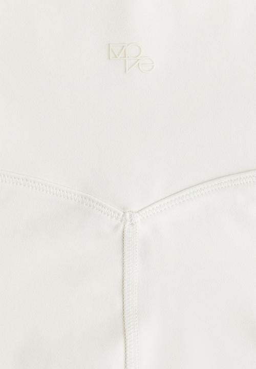 H&M - Sports cycling shorts with softmove™ - white