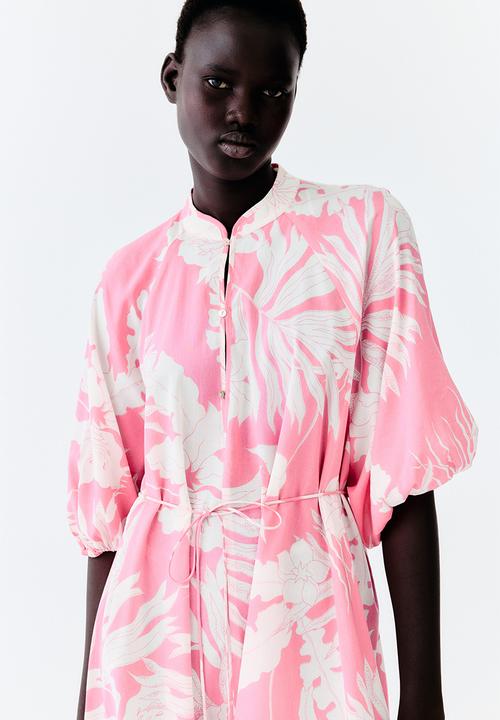 H&M - Tie-belt dress -  pink/patterned
