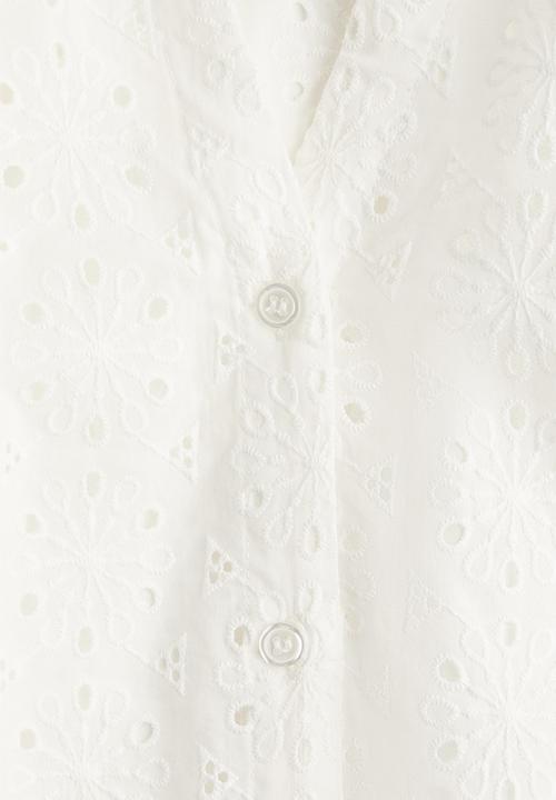H&M - Broderie anglaise blouse - white