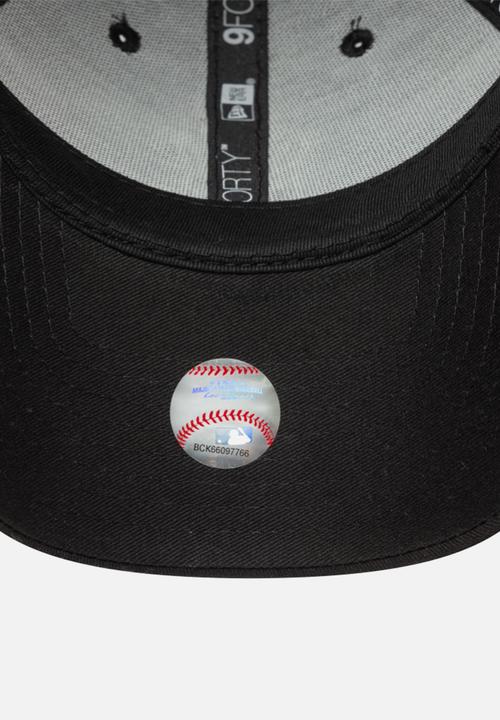 New Era - Outline 9Forty® - Black
