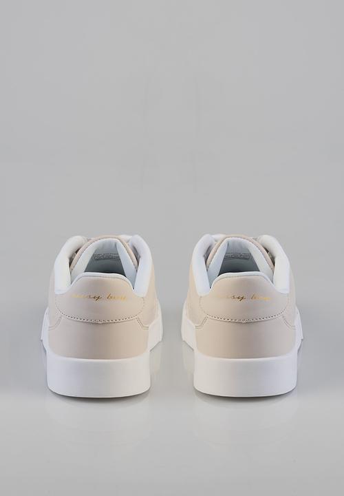 SISSY BOY - Make raised: embossed sneaker with sb hardware plate on side - neutral