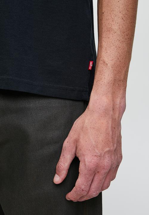 Levi’s® - Lockwood Practice Tee - Two Horse Jersey Jet Black Graphic