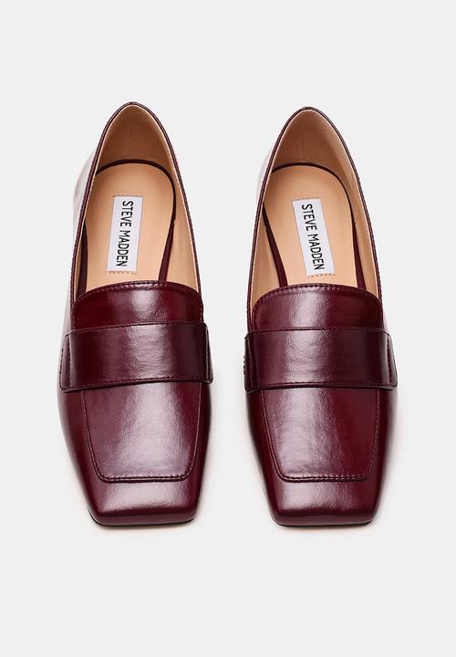Steve Madden - Monarc loafer  - dk cherry crinkle