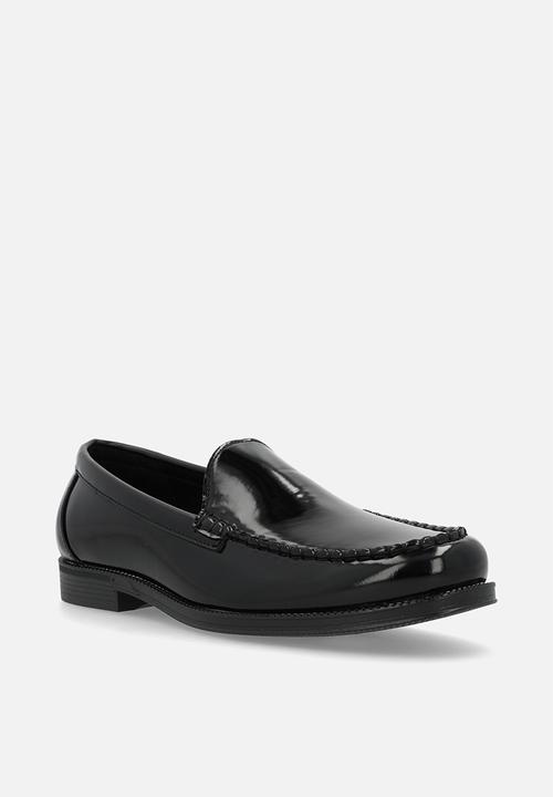 PC - Brushed Hi - shine loafer  - black