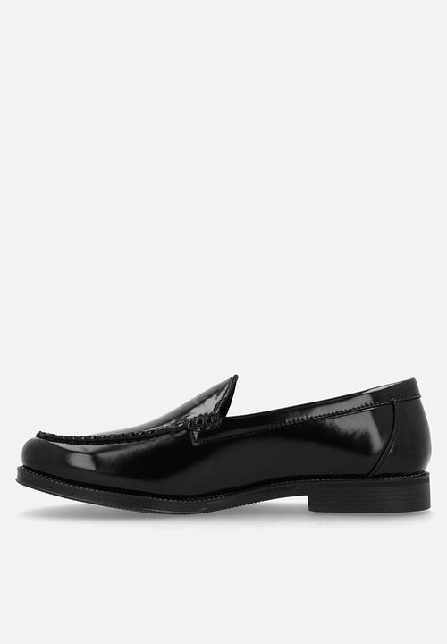 PC - Brushed Hi - shine loafer  - black