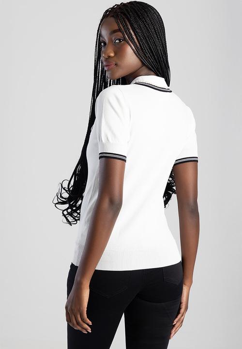 New Beginnings: Short Sleeve Polo Knit Top With Pearl Detail - White