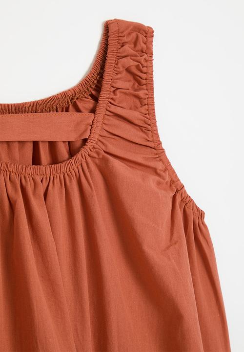 Pop Candy - Sleeveless elasticated top - burnt orange 