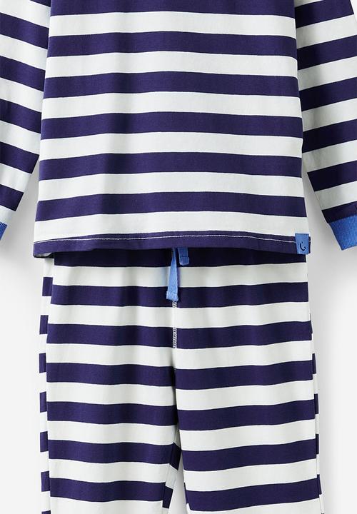Cotton On - Ace long sleeve pyjama set - bobbi stripe in the navy/vanilla