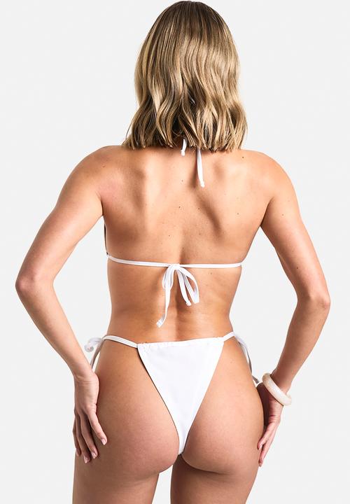 boohoo - Orchid Flower Trim Triangle Bikini Top & Tanga Tie Side Bik- White