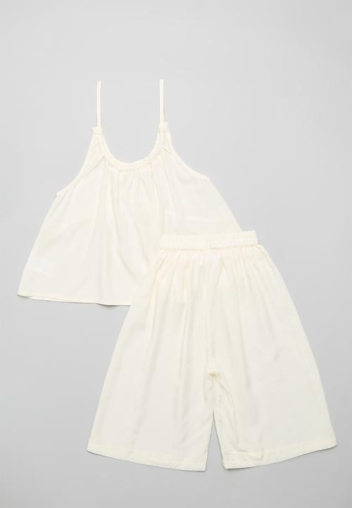 Pop Candy - Gathered shoulder tie top with wide leg capri pants - cream