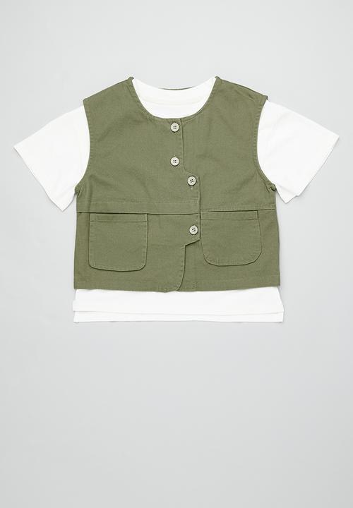 Pop Candy - Stylised button closure vest with square patch tee - green/white
