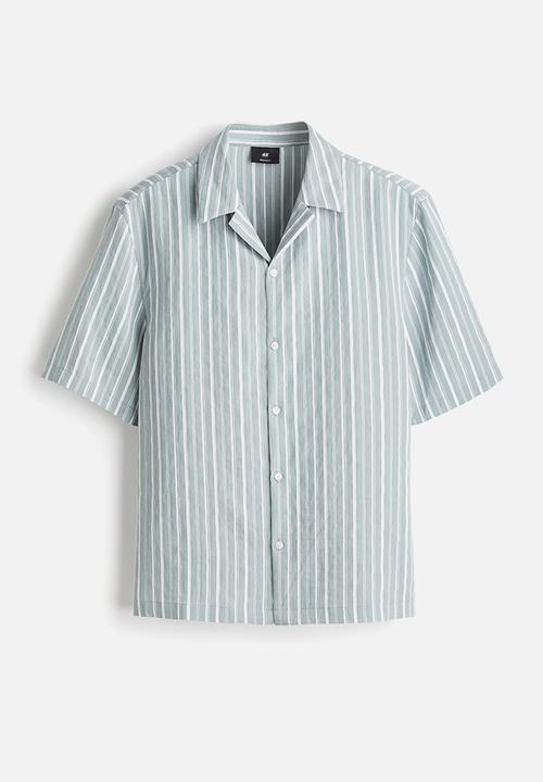 H&M - Regular fit lyocell-blend resort shirt - turquoise/striped