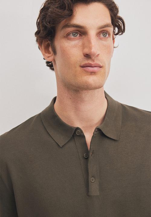 H&M - Regular fit fine-knit polo shirt - dark khaki green