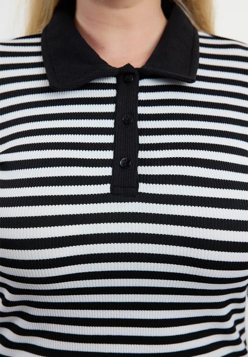 Trendyol - Plus size striped knitted blouse - black & white