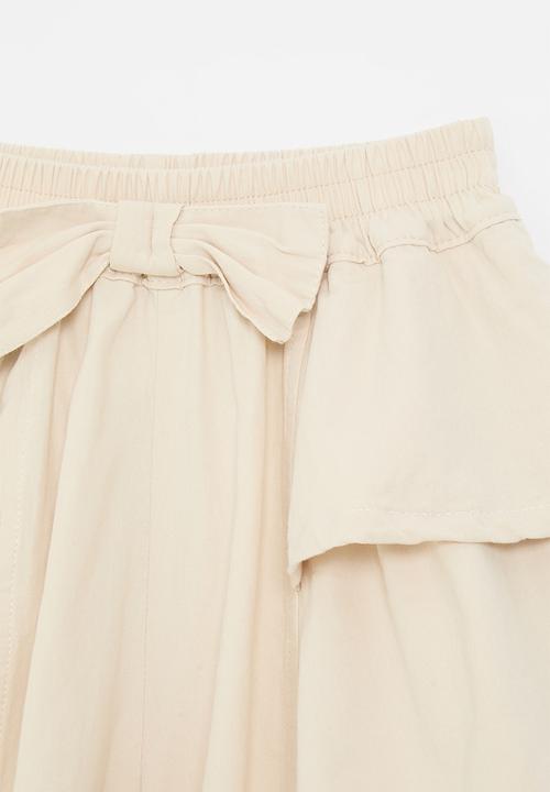Pop Candy - Tiered shorts - cornsilk white