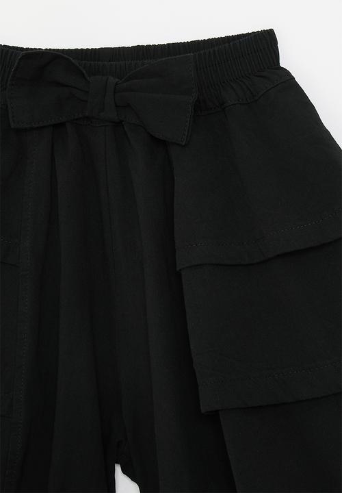 Pop Candy - Tiered shorts - eerie black