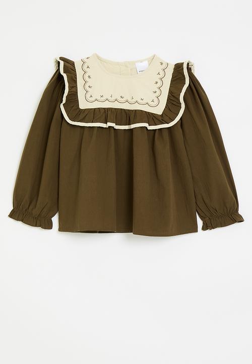 Pop Candy - Embroidered bib ruffle sleeve blouse - brown/beige