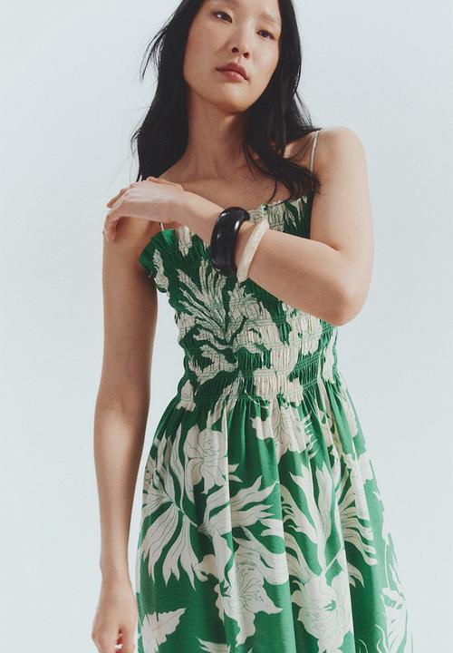 H&M - Smocked-bodice strappy dress - green/white floral
