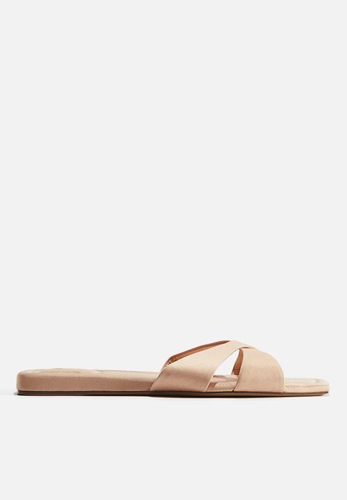 H&M - Crossover-strap sandals - peach pink