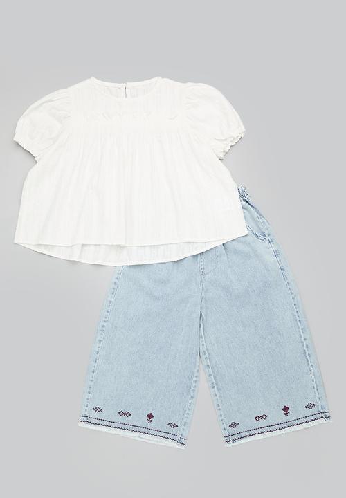 Pop Candy - Textured blouse with frayed wide leg 3/4 jeans - white/blue