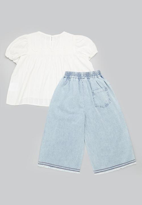 Pop Candy - Textured blouse with frayed wide leg 3/4 jeans - white/blue