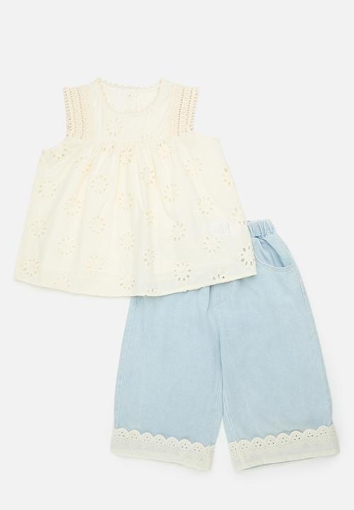 Pop Candy - Anglaise top with crochet detail & matching jeans - cream/light blue
