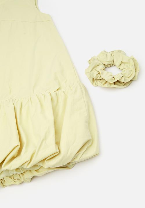 Pop Candy - Bubble hem dress with ruffle scrunchie - light yellow