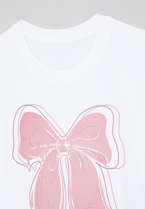Pop Candy - Bow placement print tee with slogan - white/pink