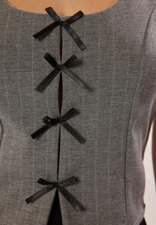 Trendyol - Striped Ribbon Binding Detailed Body Fitting Knitted Blouse - Grey